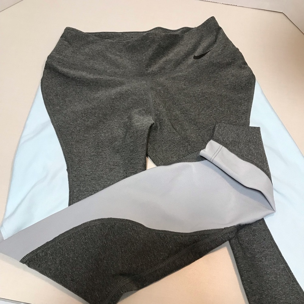 Nike / One Legend Pant / Heather Gray light blue Legging / Ladies Small - Picture 4 of 11